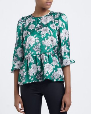 Shoulder Detail Top